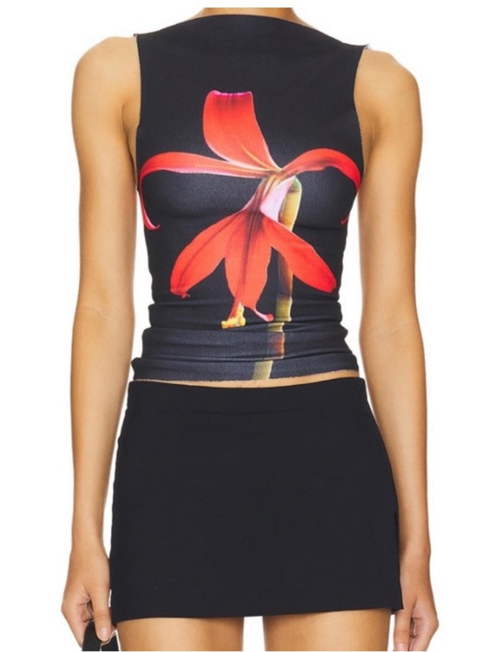 1X blue Sprekelia Shapewear Vest in Black Floral